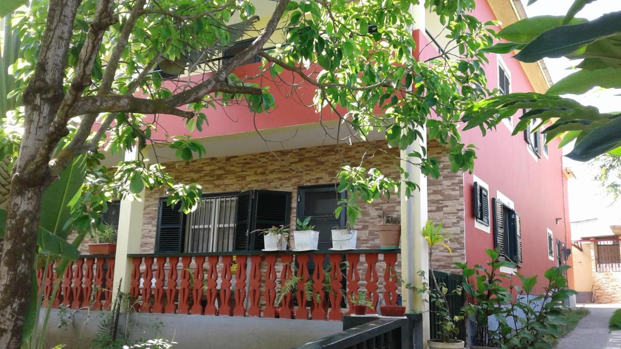 Hotel Santos'S House Sao Tome Zewnętrze zdjęcie